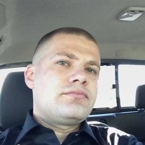 Meet your Posher, Richard